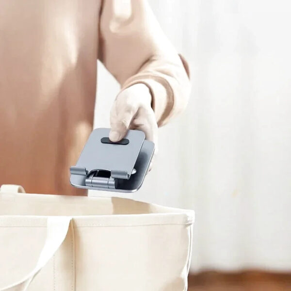 mobile phone holder for desk 2